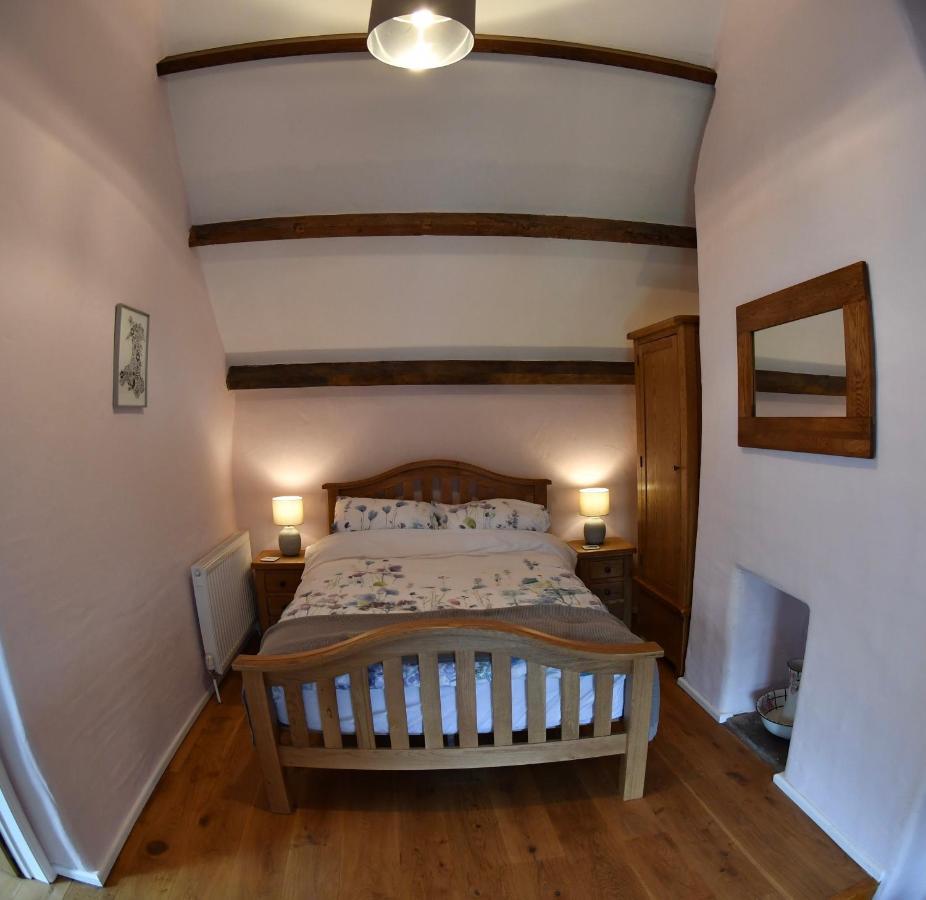 Vila Pant Llwyd Farm Llangynidr Exteriér fotografie