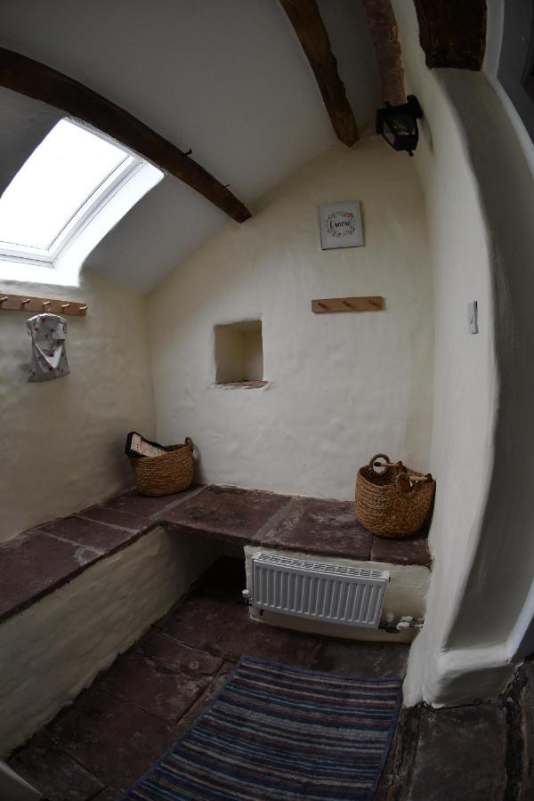 Vila Pant Llwyd Farm Llangynidr Exteriér fotografie