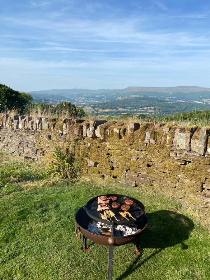 Vila Pant Llwyd Farm Llangynidr Exteriér fotografie